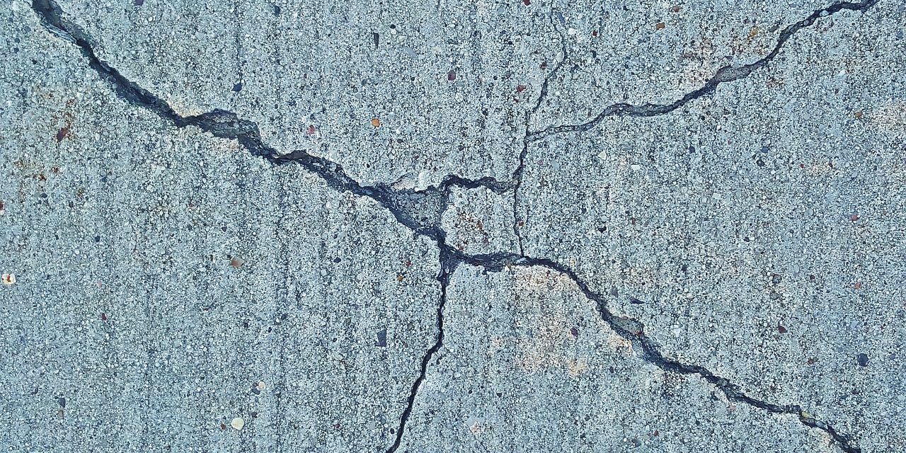 cracks-1287495_1280